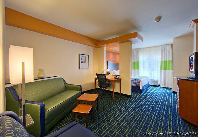 Fairfield Inn & Suites Twentynine Palms - Joshua Tree National Park Phòng bức ảnh